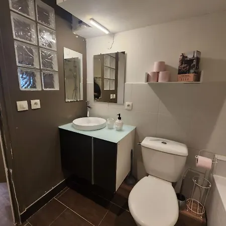 Sublime Appartement A Montmartre Paris Exterior photo